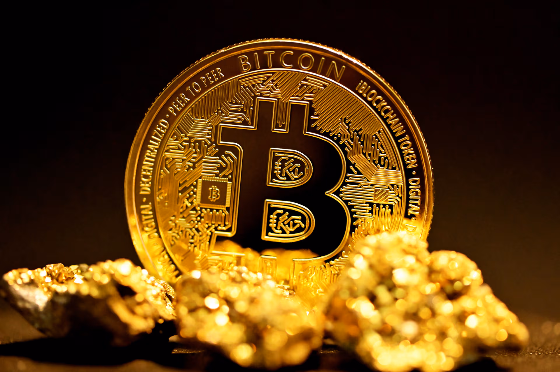 比特币ETF资金流出压力加大！新手观望期在欧易现货交易入门建议